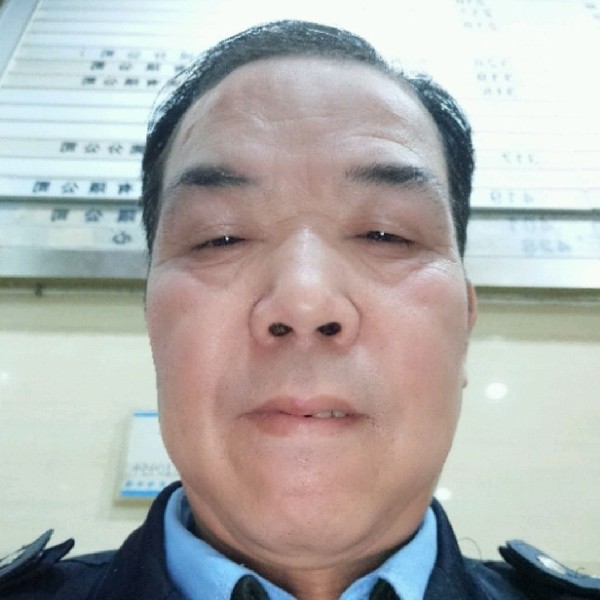 短靴那后来的照片