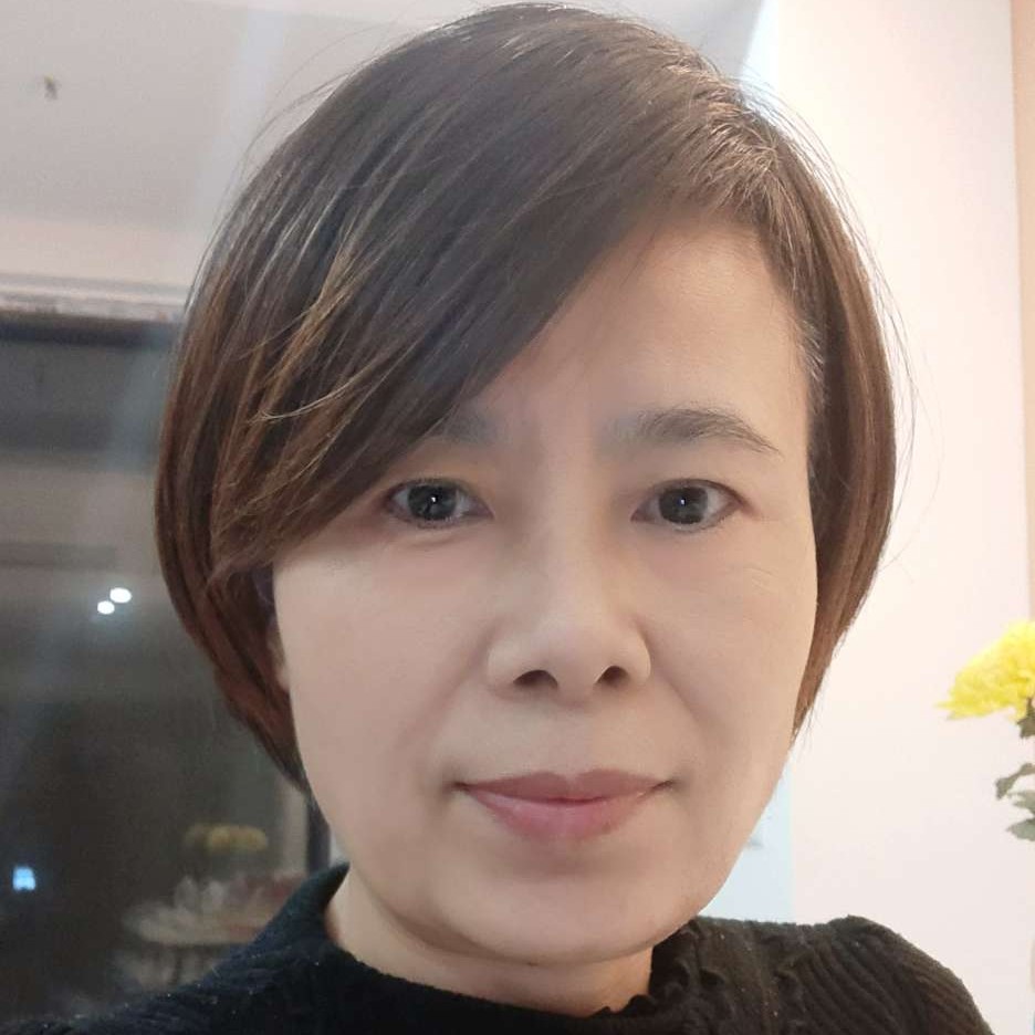 高贵打斑马的照片