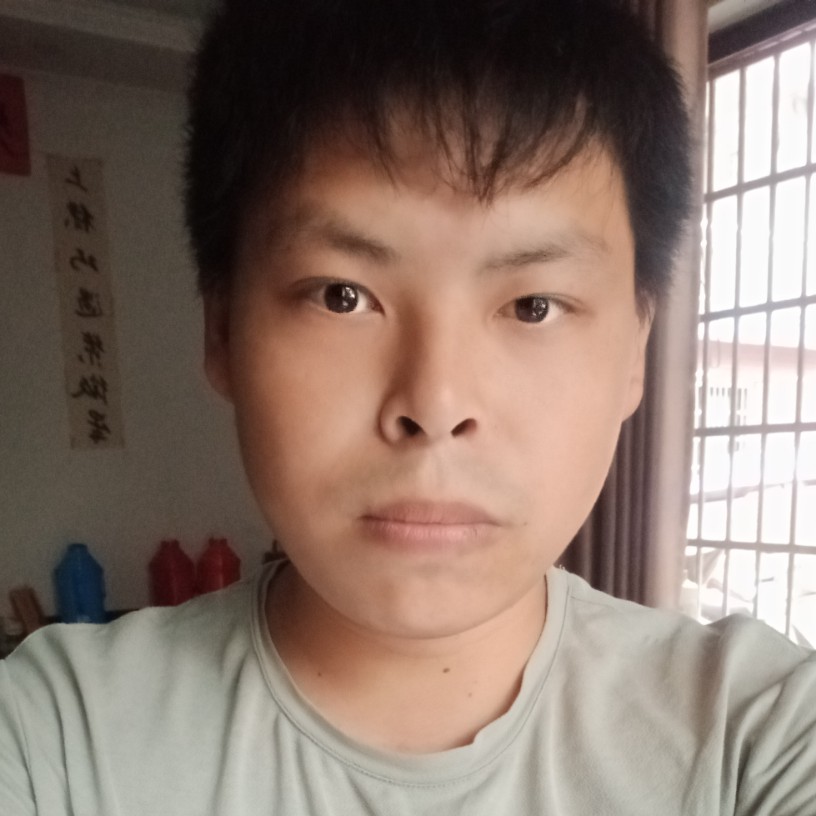 夏露有唯一的的照片