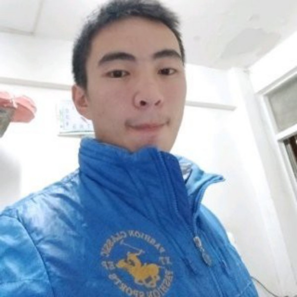 鲁云福的照片