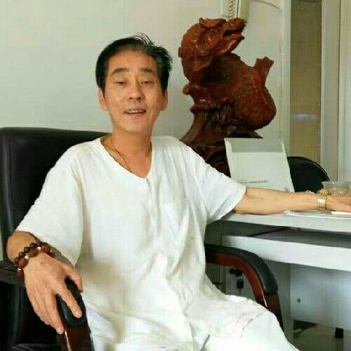 浑沌的傻傻的照片