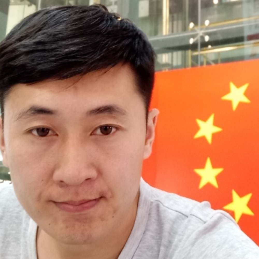 饥渴男的照片