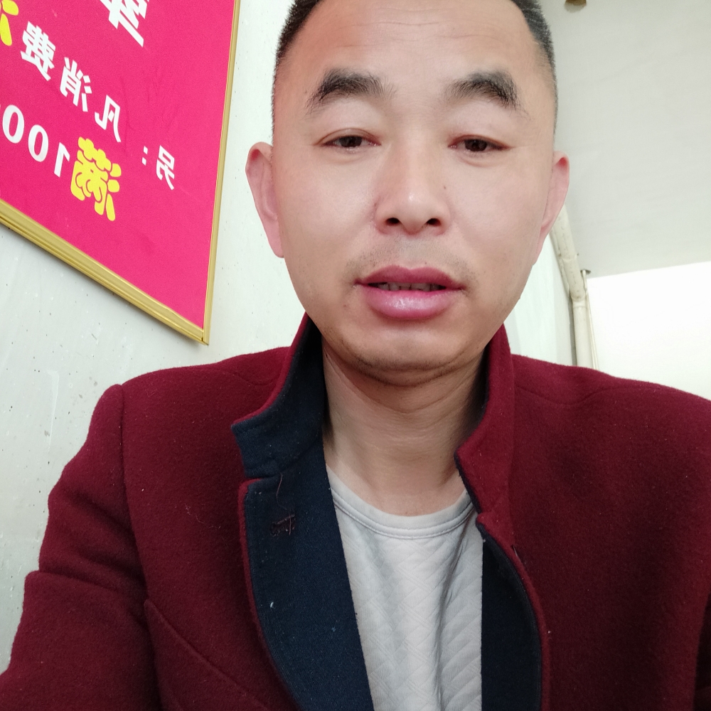 单纯闻小懒猪的照片