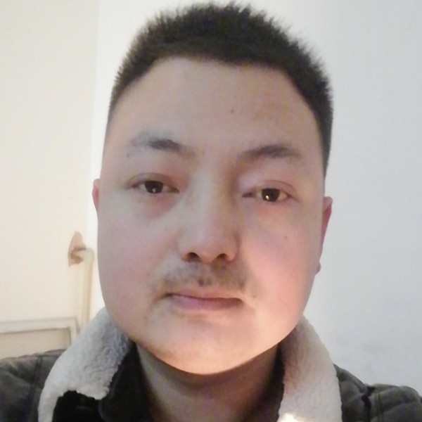 霸气的鞋垫的照片