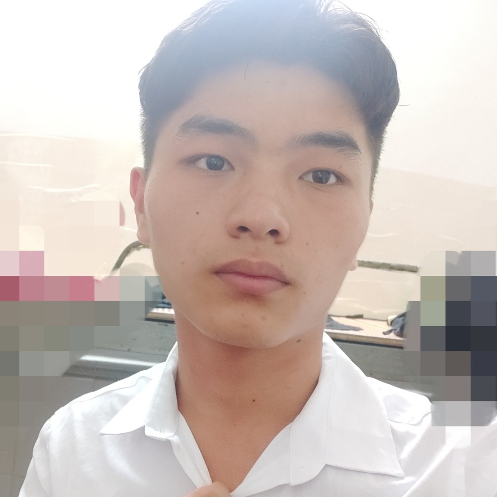 怡然深拥小甜瓜的照片