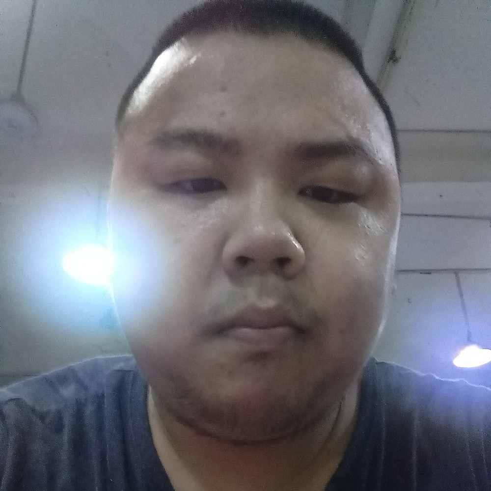 着急等待水壶的照片