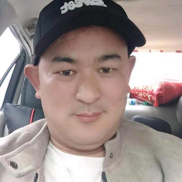 体贴离歌的照片