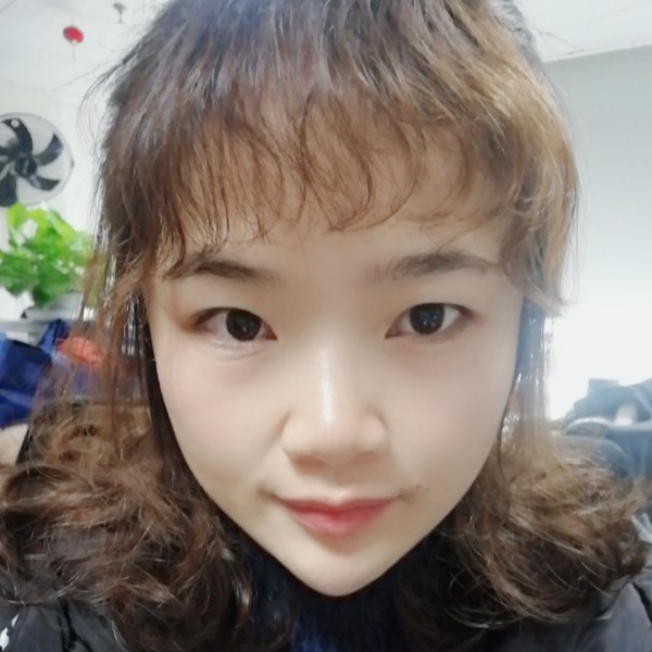 张灵丽的照片