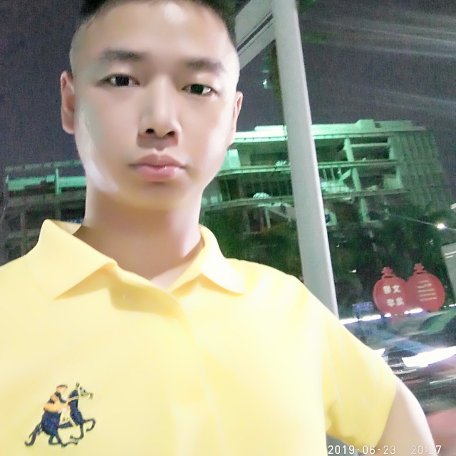 99李响的照片