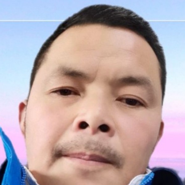 磬音回眸贪玩的照片