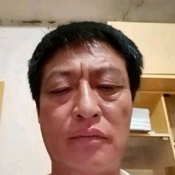 店员稳重的照片