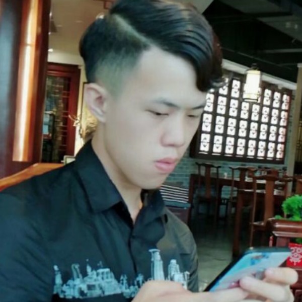 过客吃醋辛勤的照片