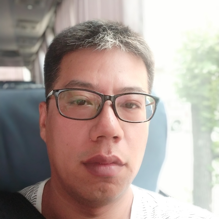 生在东北爱在江南的照片