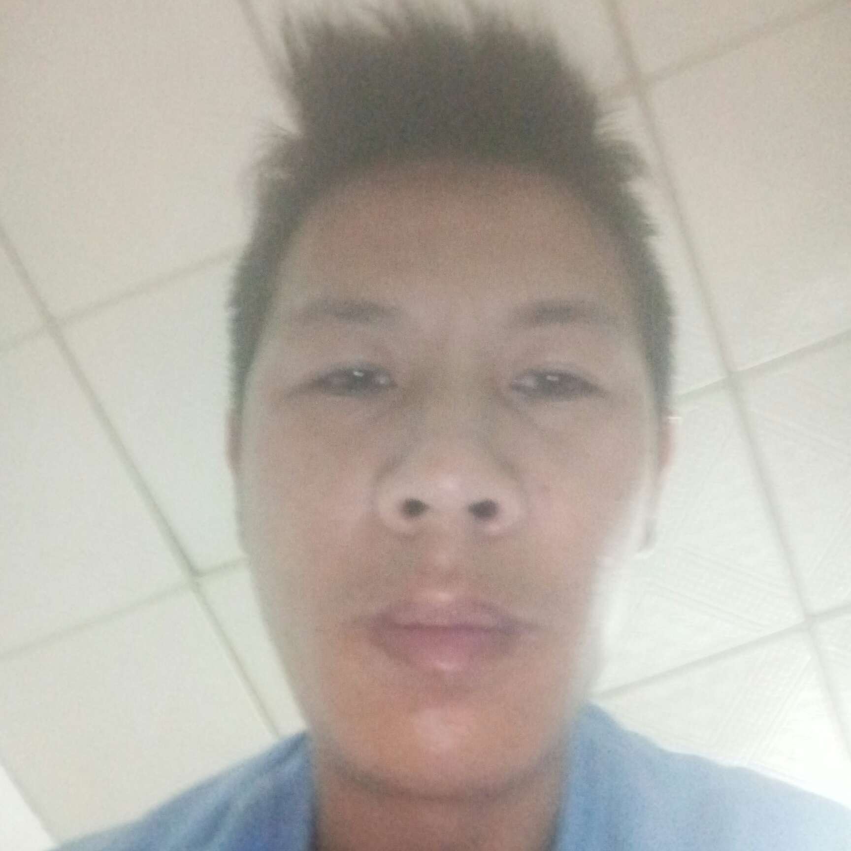 草莓請羞涩的照片