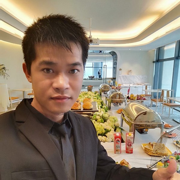 韦三奇的照片