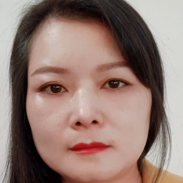 有魅力笑板凳的照片