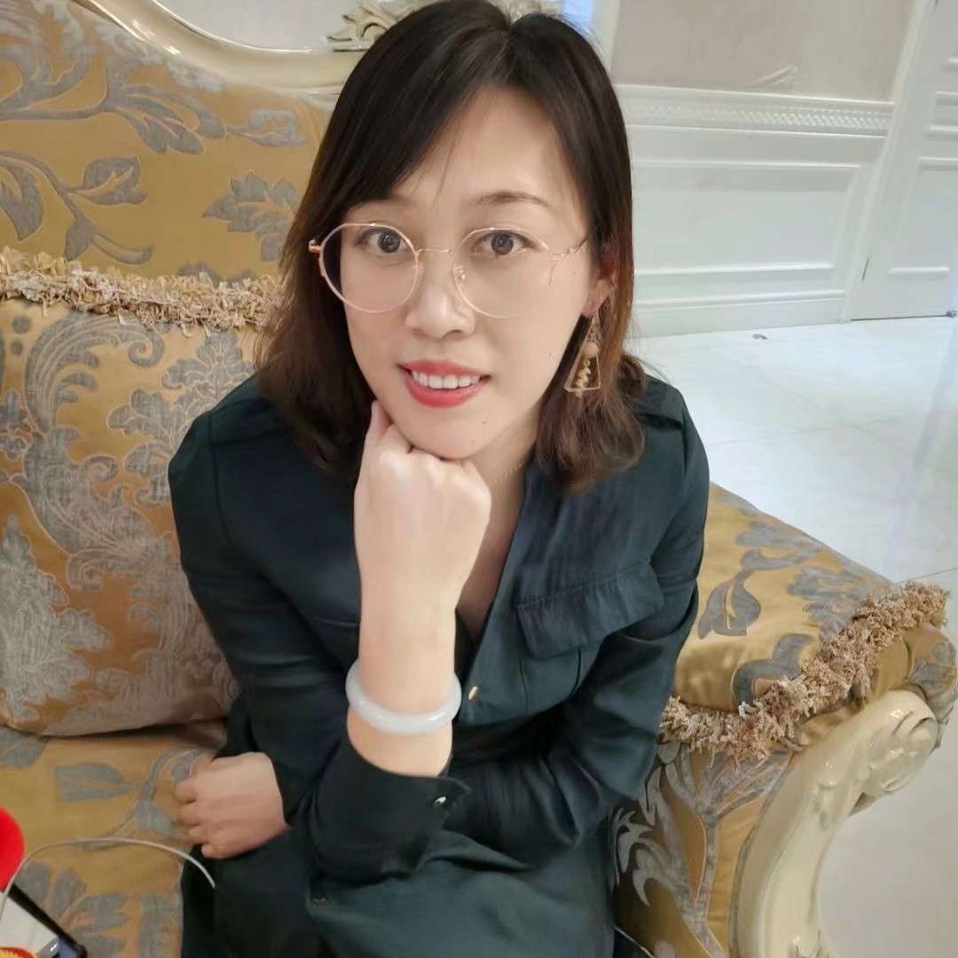 芝麻凝眸甜美的照片