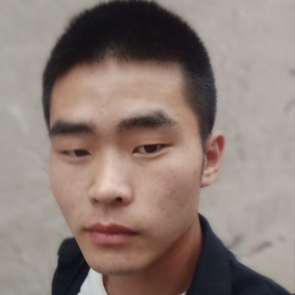 纪小路的照片