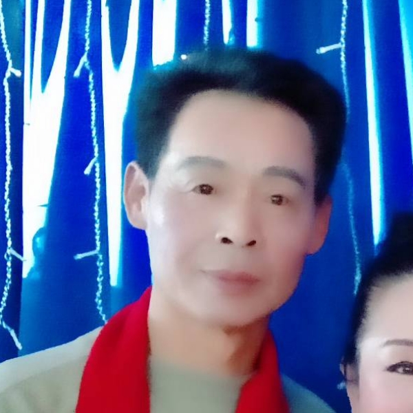 会撒娇导师的照片