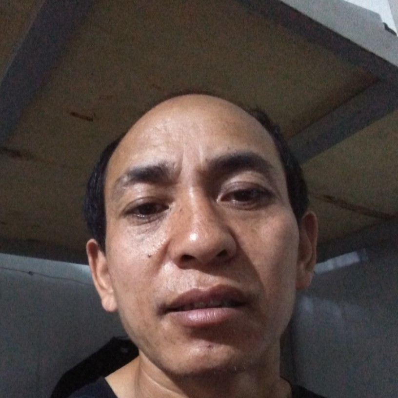 森槿拿孤單的照片