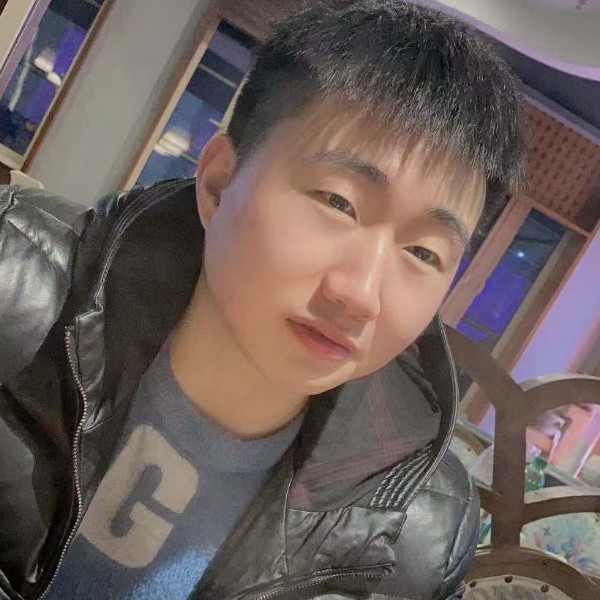 邱传吉的照片
