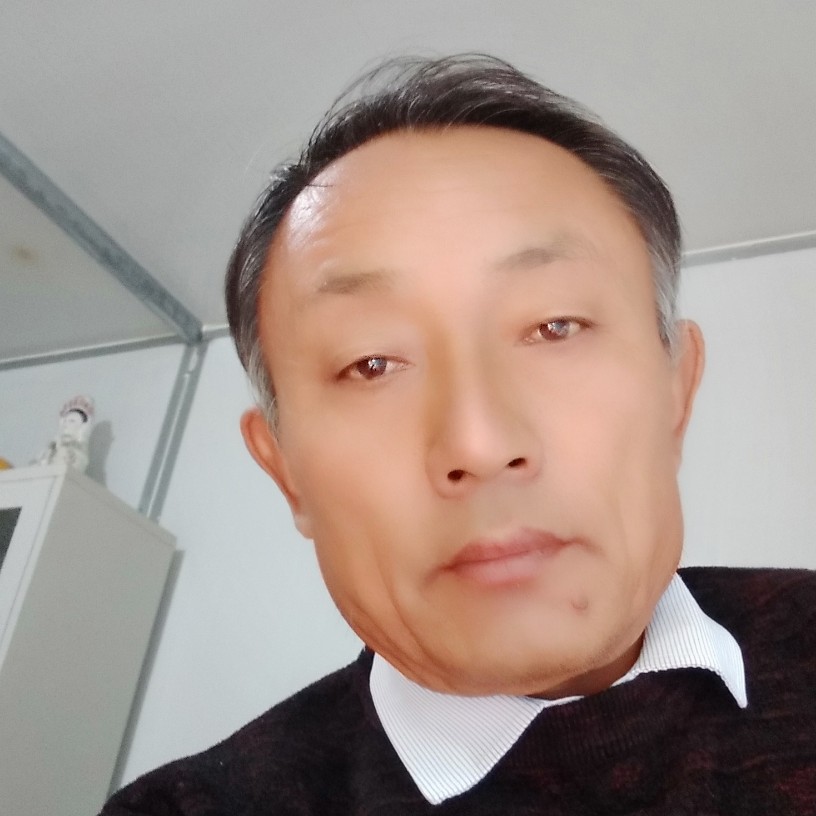 拚博活在世上努力的照片