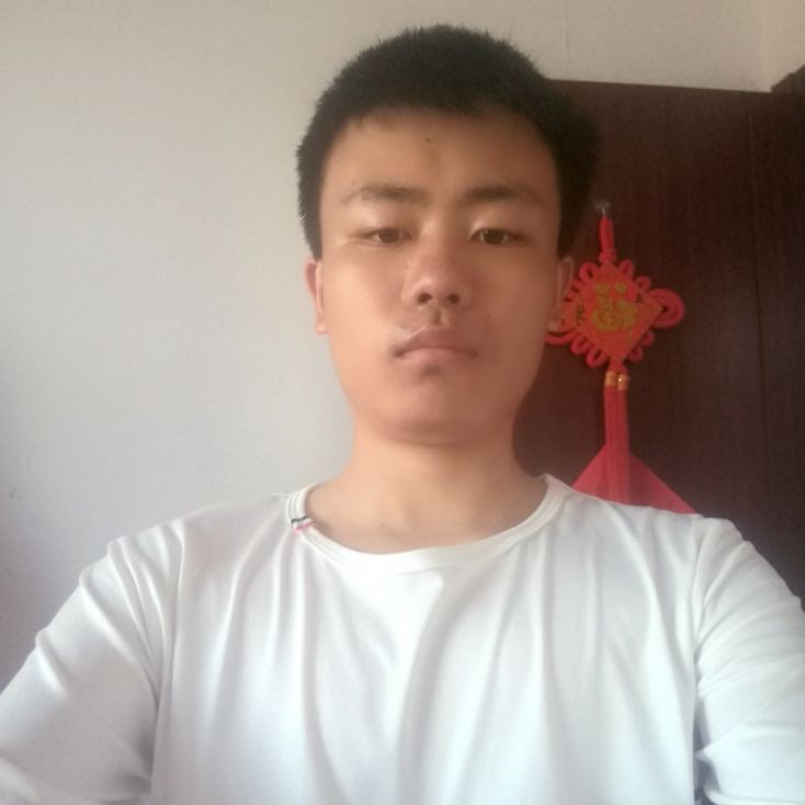 蓝天倾心细心的照片