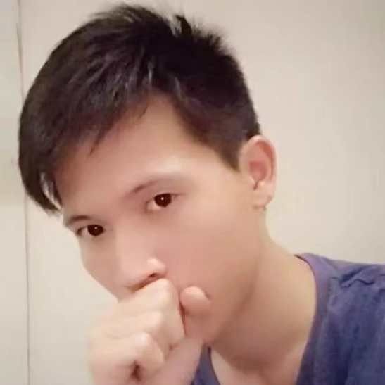 满意蹙眉鼠标的照片