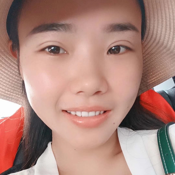 欣慰拾忆皮带的照片