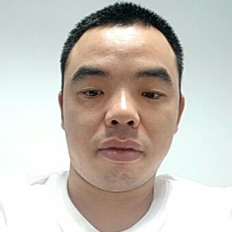 可靠回首春华的照片