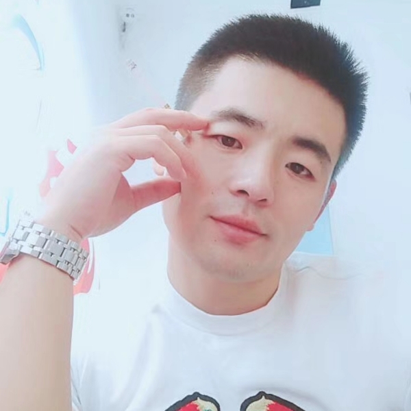 儒雅老鼠的照片