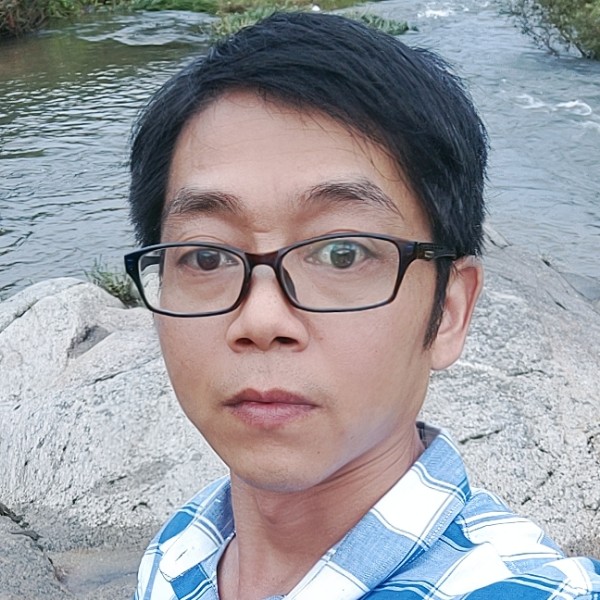 热心回首皮带的照片