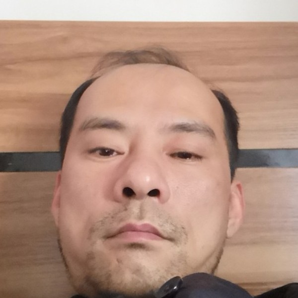 兰雨秦松的照片