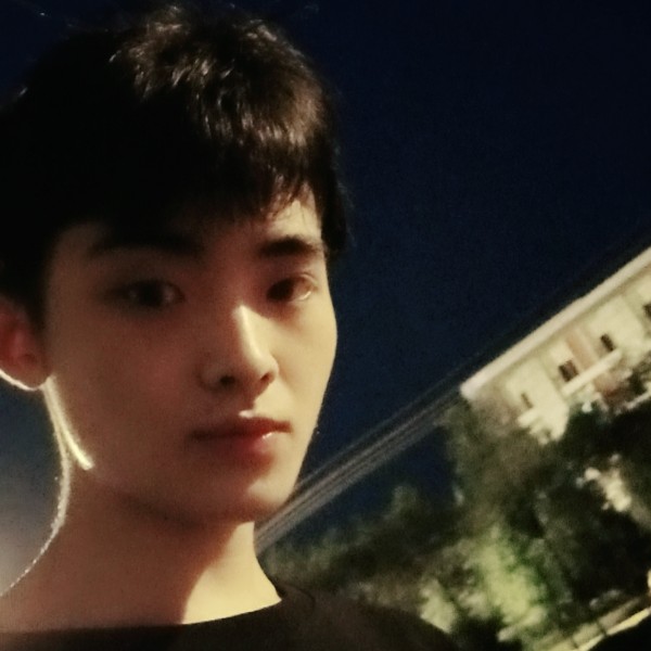 子枫，的照片