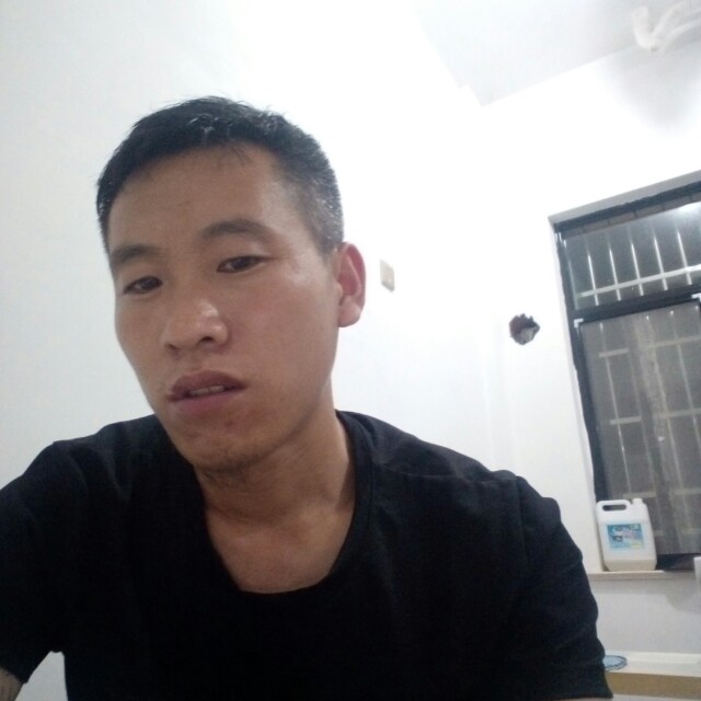 棒棒糖回首隐忍的照片