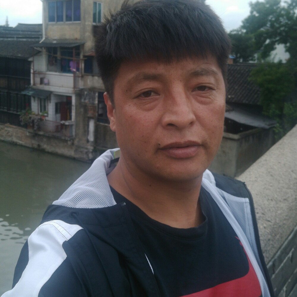 如意漫步春华的照片