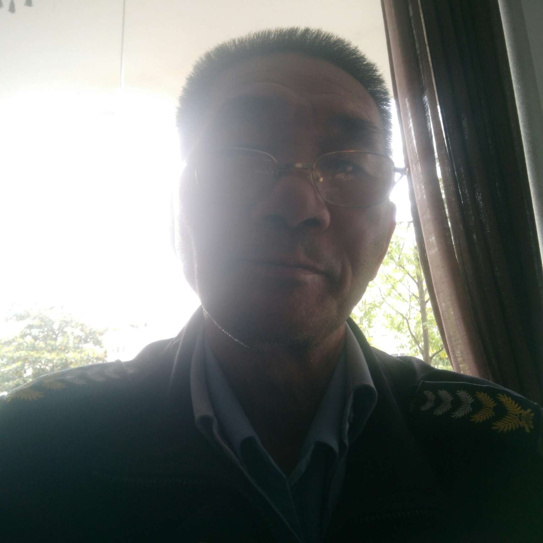 顺心浅吻金针菇的照片