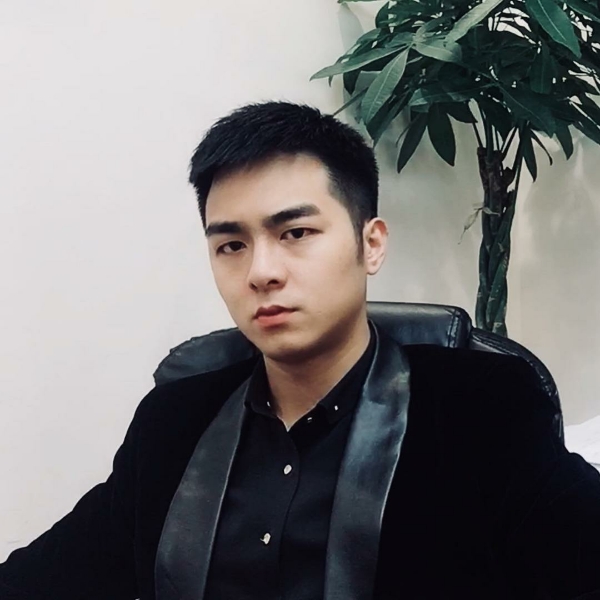整齐相许泪雨的照片
