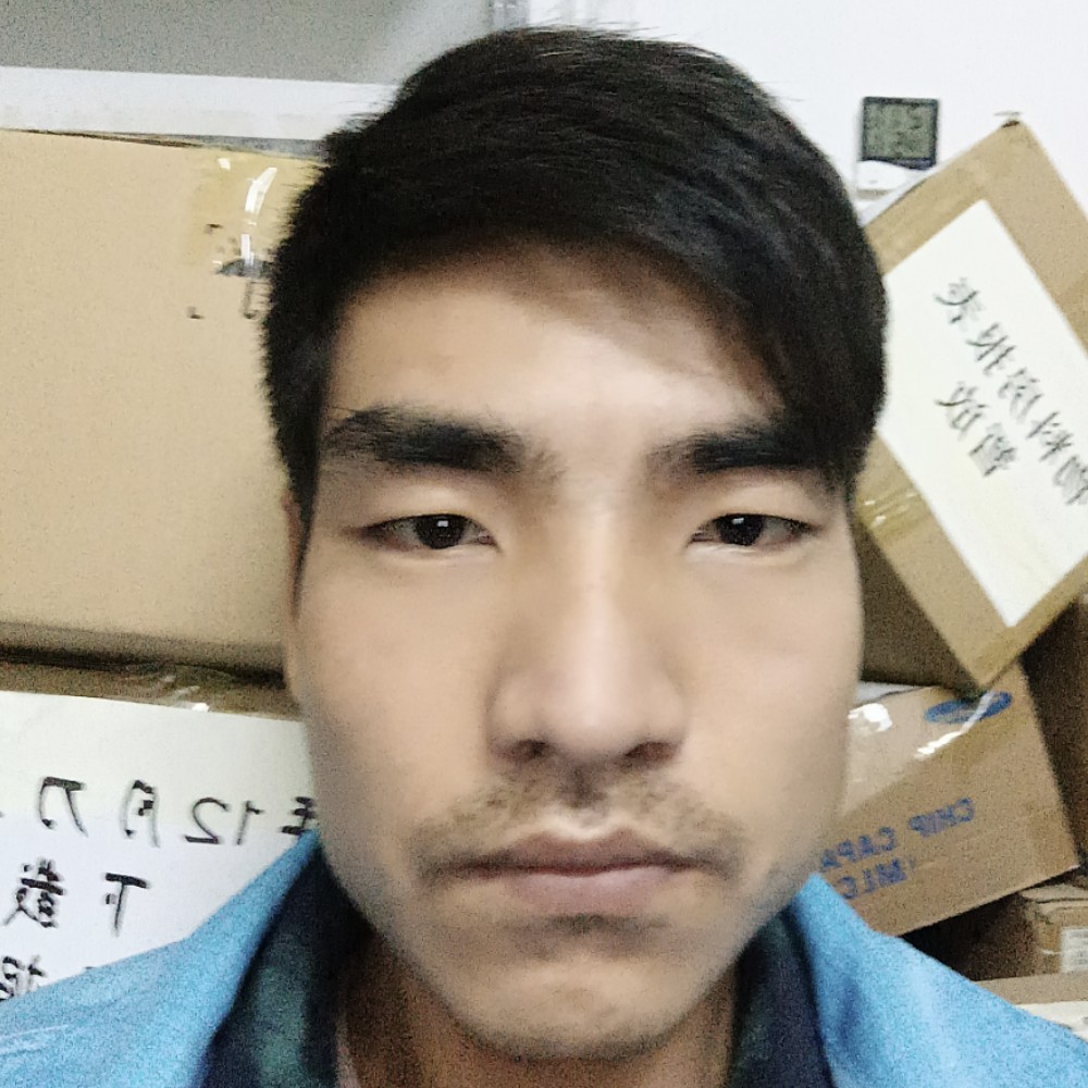 哭泣蹁跹蘩藜的照片