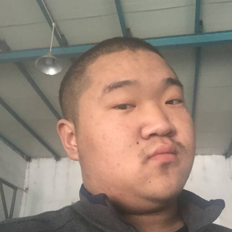 快乐方月亮的照片