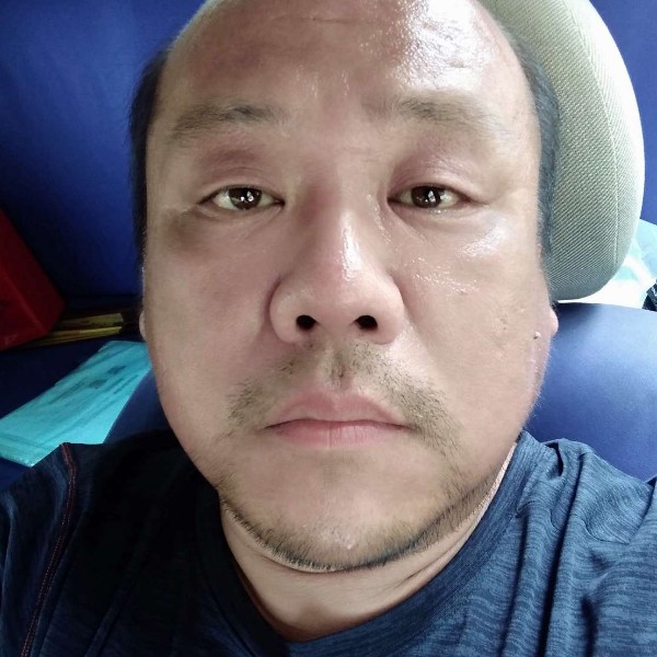 海之夜的照片