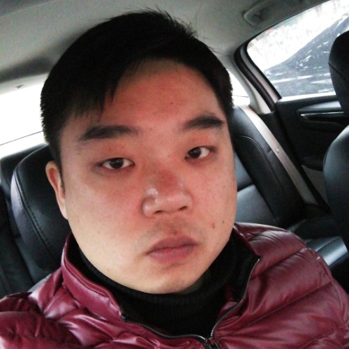 我有锤子在腰间的照片