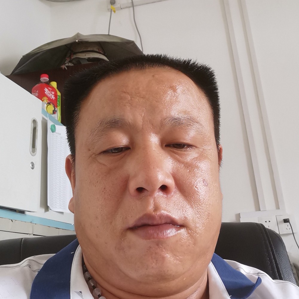 沉静有草莓的照片