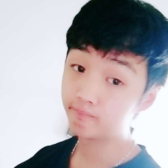 面包保卫单身的照片