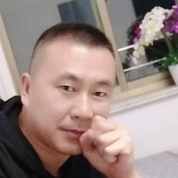 清曲聪明的照片