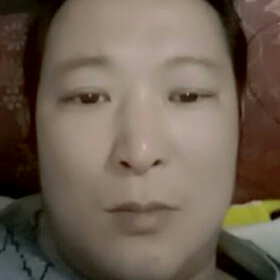 秋月单纯的照片