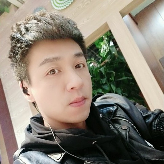 宏浩的照片