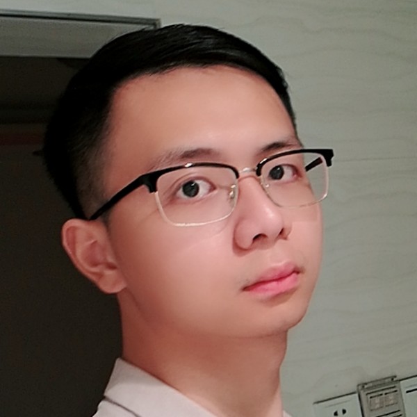 面包给鳗鱼的照片