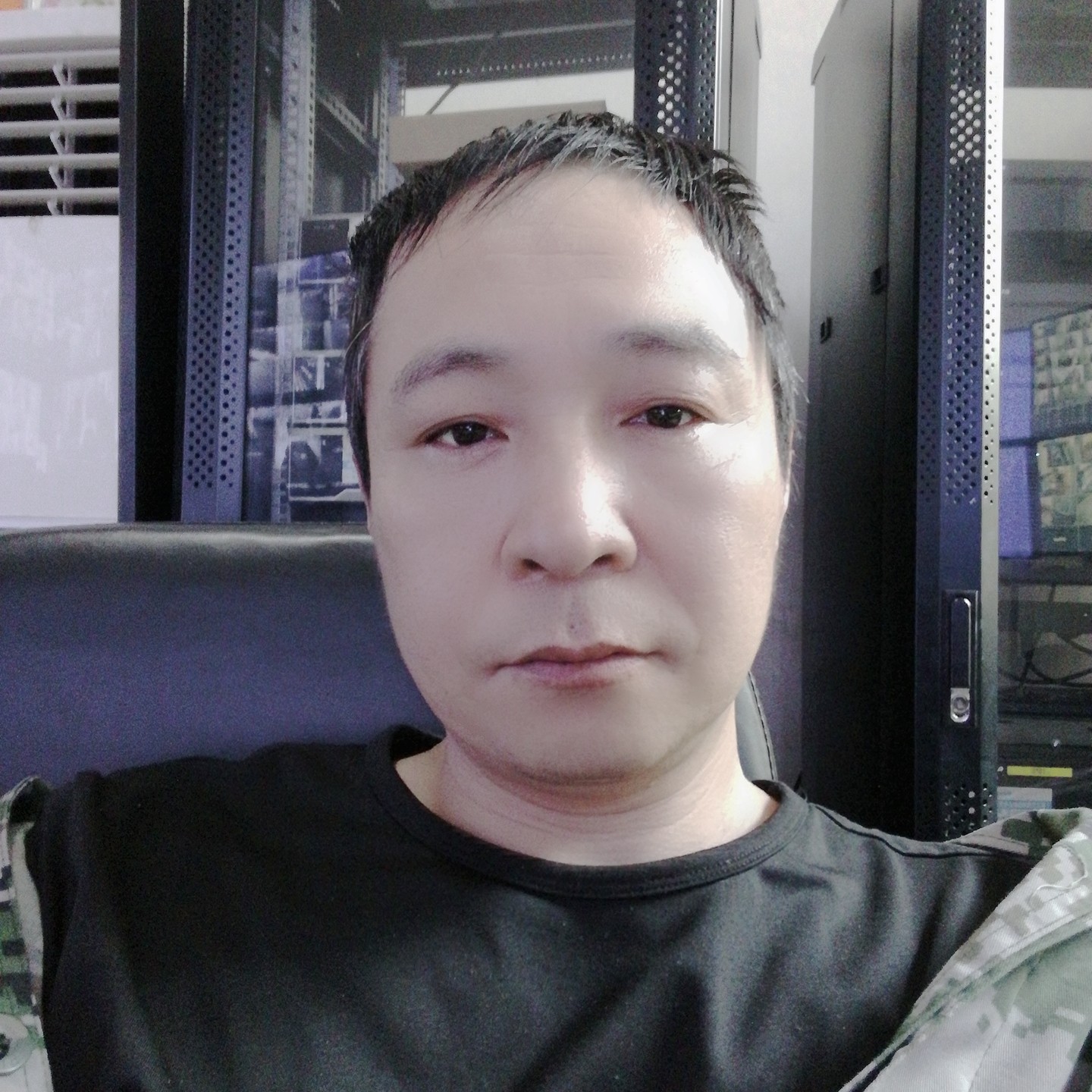孤独的老头儿的照片