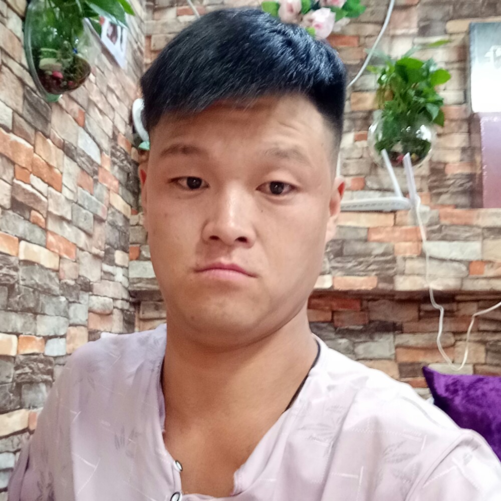 小楼一夜听春雨☔的照片